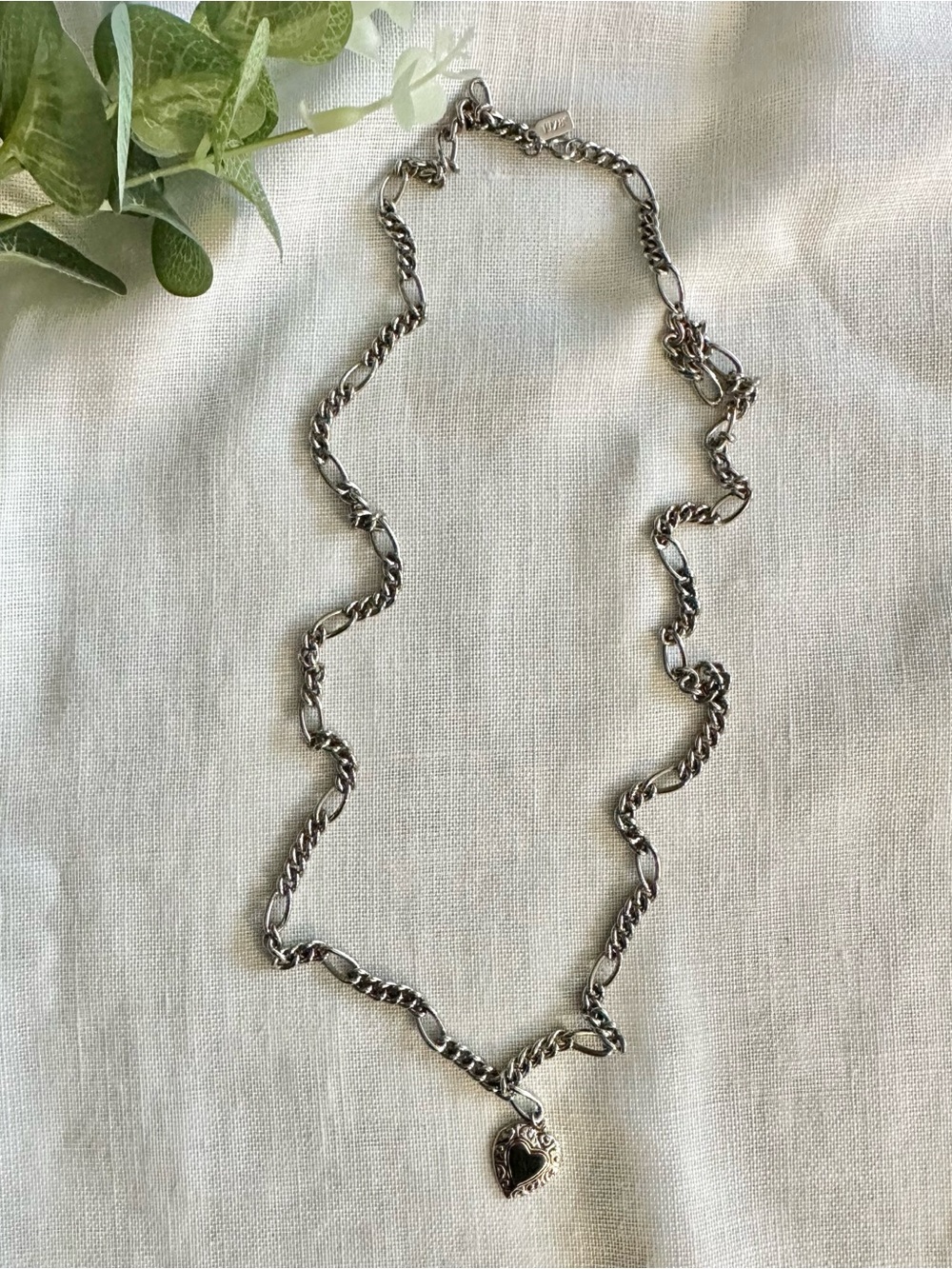 1928 silver heart pendant chain necklace